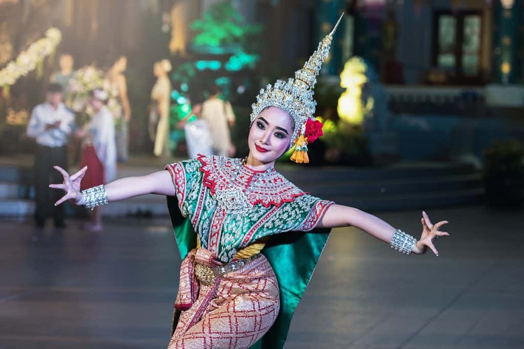 A street actress in Bangkok, Thailand